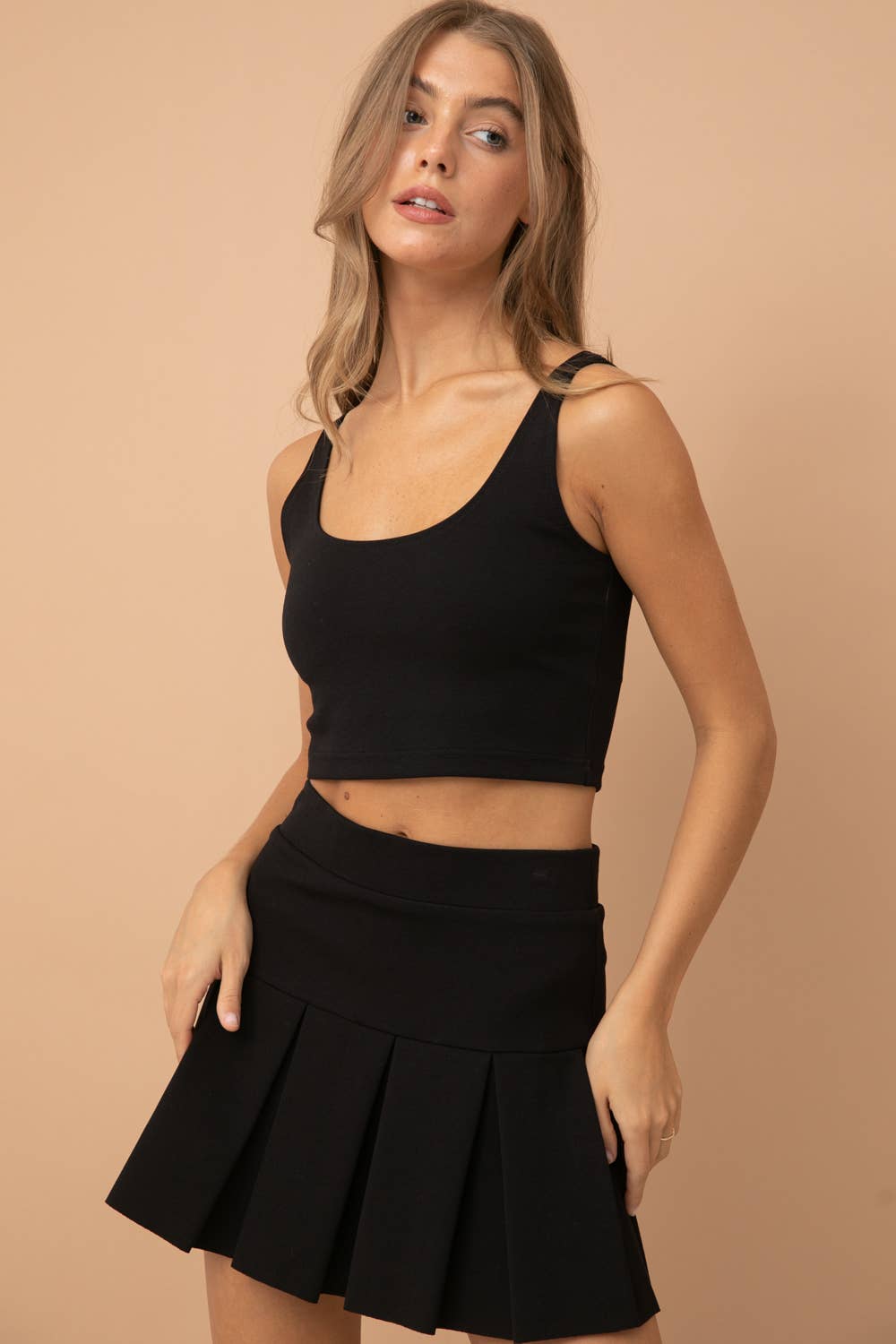 BASIC PONTE CROP TOP (ST# FRT1556N)