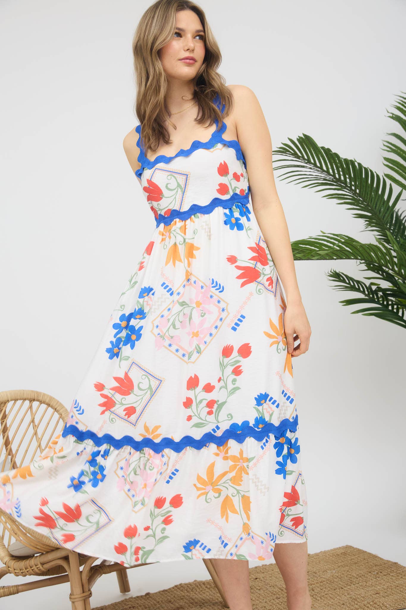 WENDY WAVY DETAIL SLEEVELESS MIDI DRESS