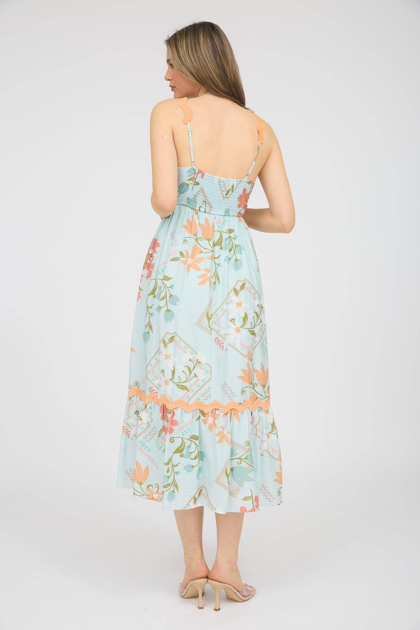 WENDY WAVY DETAIL SLEEVELESS MIDI DRESS