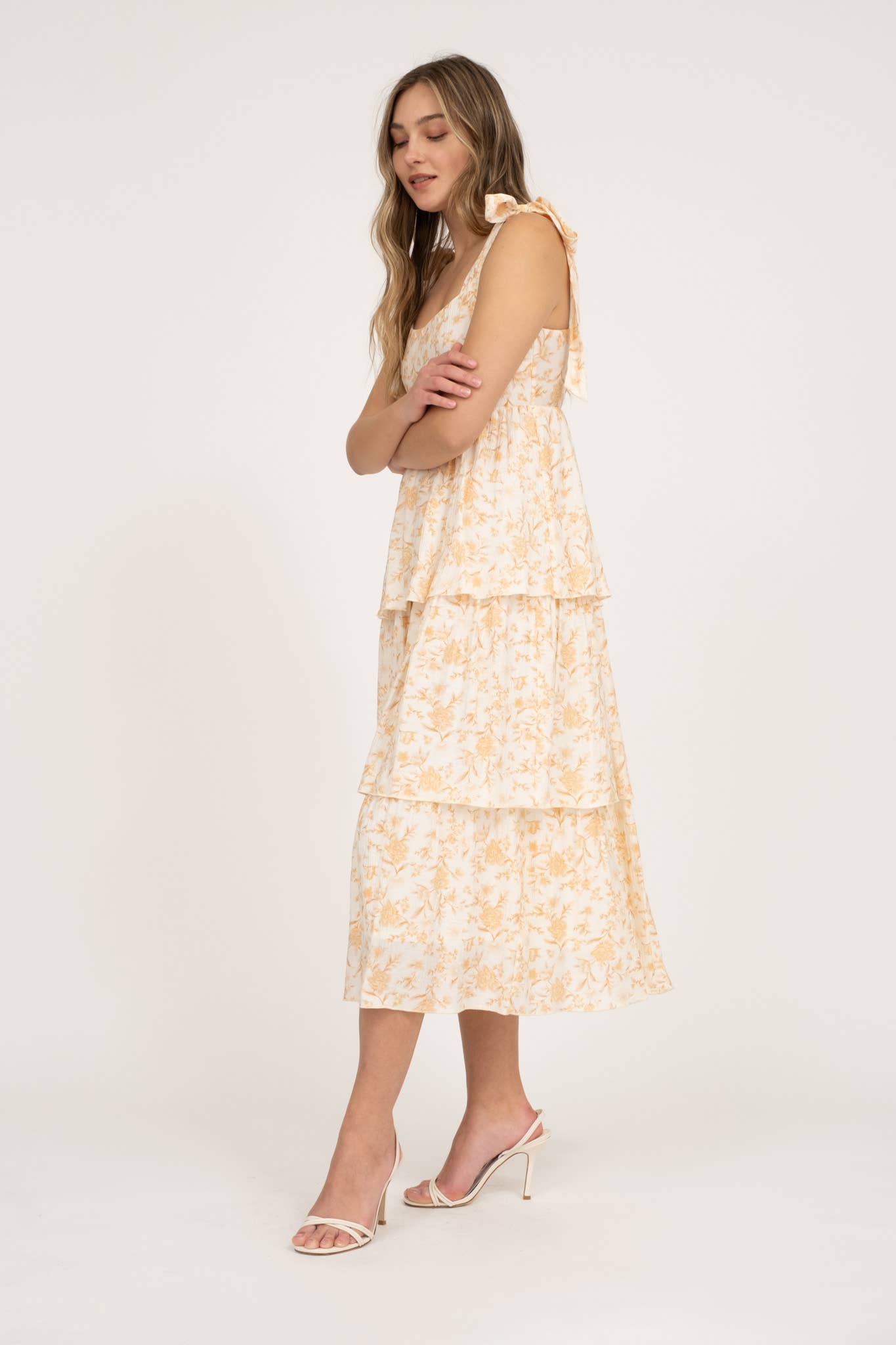 FELICITY FLORAL TIE STRAP RUFFLE TIERED MIDI DRESS