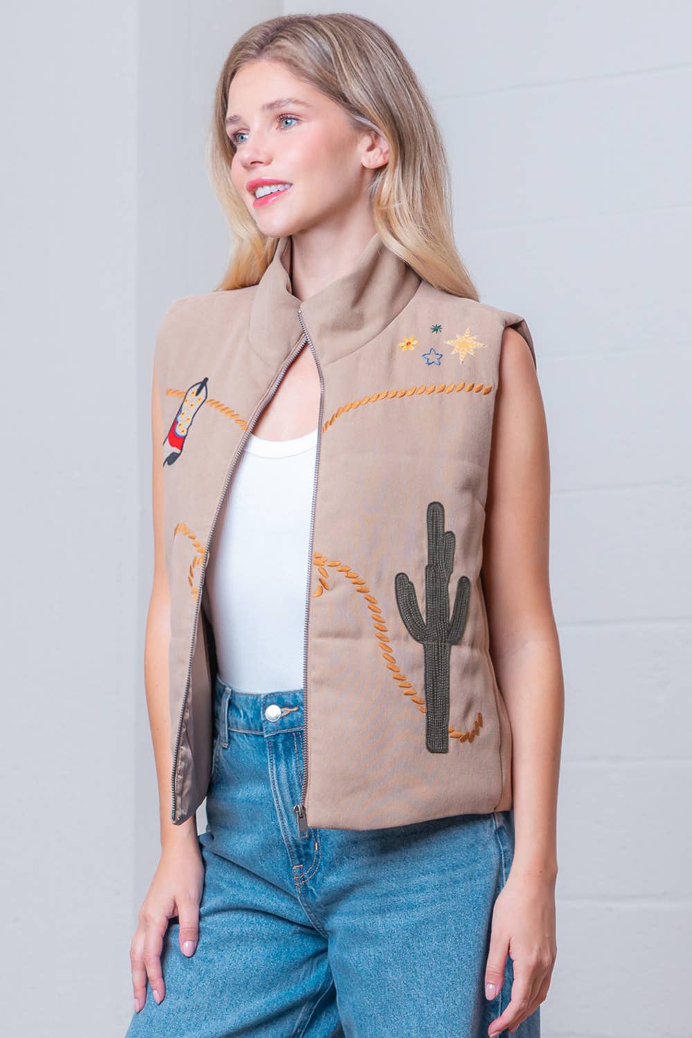 HJ75224T-SLVLESS WESTERN EMBROIDERY WOVEN VEST