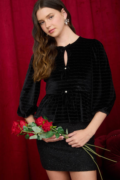 Sutton SCALLOP VELVET BOW DETAIL 3/4 SLEEVE KNIT TOP