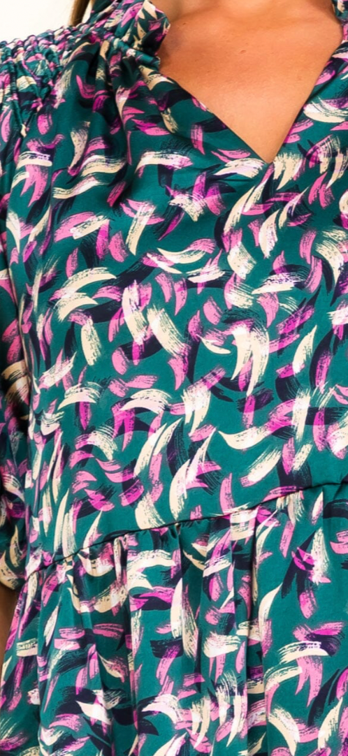 Vivían v neck tunic dress