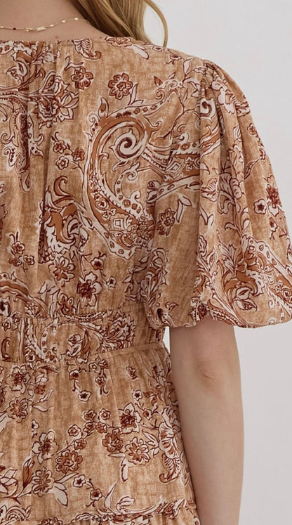 Prissy paisley puff sleeve dress