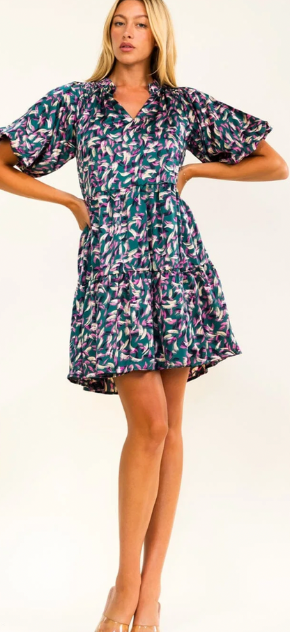 Vivían v neck tunic dress