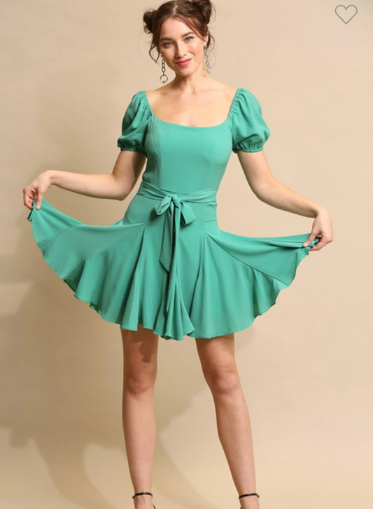 Puff short sleeve and pleated flare dress