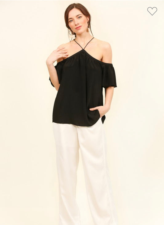 SHIRRING DETAIL COLD SHOULDER TOP