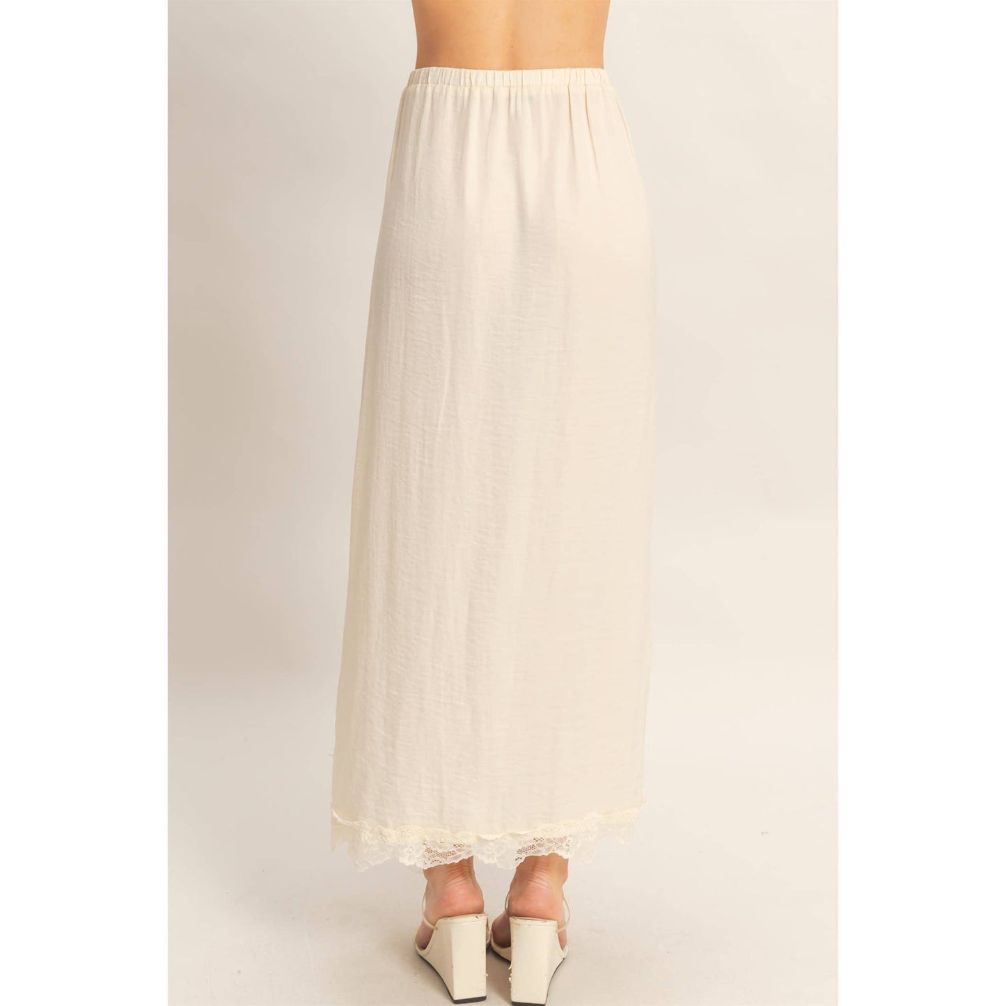 Skirt With Front Slit And Lace Hem