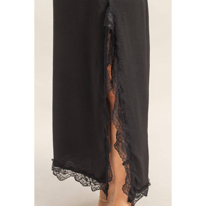 Skirt With Front Slit And Lace Hem