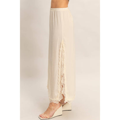 Skirt With Front Slit And Lace Hem