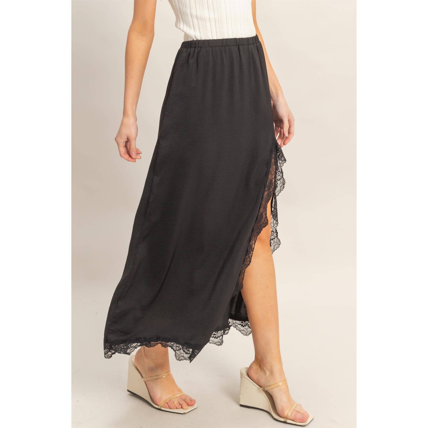 Skirt With Front Slit And Lace Hem