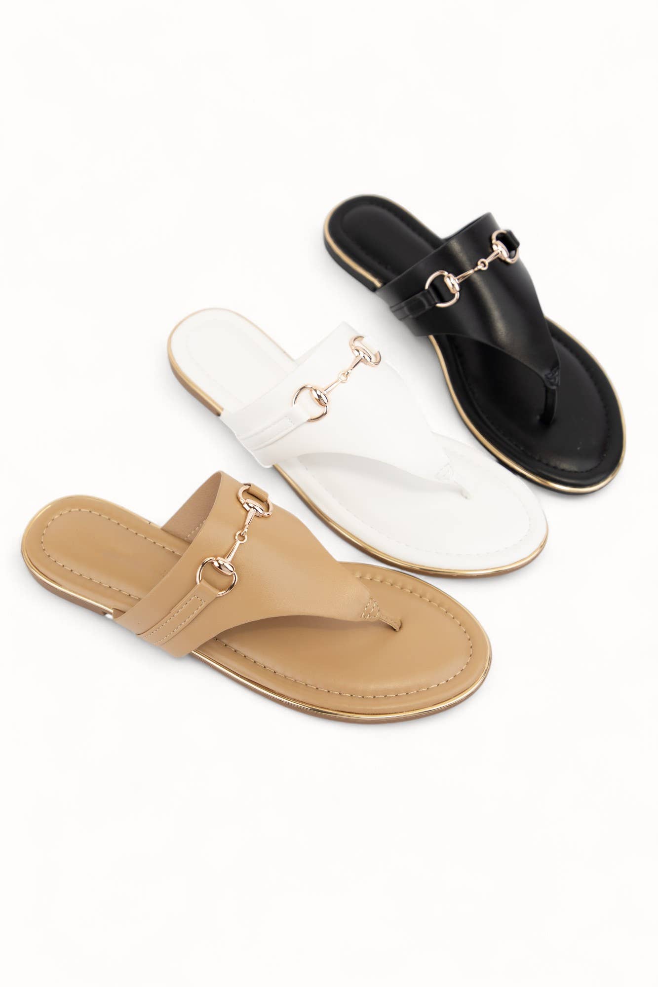 -** preorder only WIDE STRAP THONG SANDAL WITH HORSEBIT CHAIN